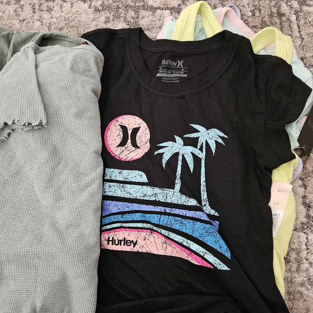 bundle lot of 11  girl shirts - Picture 9 of 9